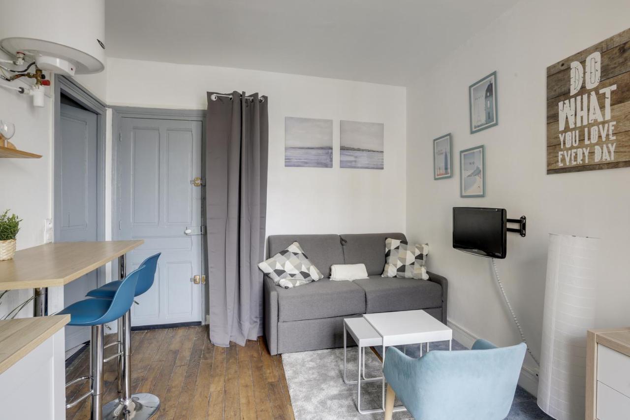 Le Mousquetaire Appartement Versailles Buitenkant foto